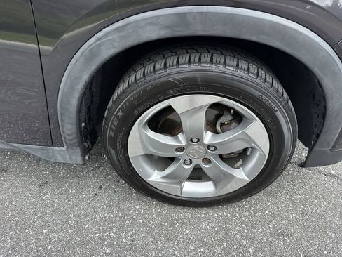 Used 2017 Honda HR-V LX image 59