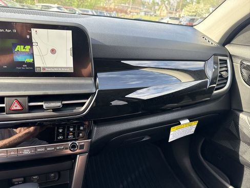 New 2026 Kia Seltos S AWD/4WD image 10