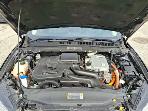 Used 2018 Ford Fusion S image 32