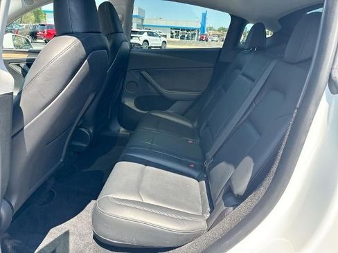 Used 2023 Tesla Model Y Long Range AWD/4WD image 24