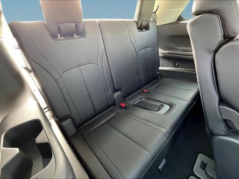 Certified 2026 INFINITI QX60 Luxe w/ Cargo Package AWD/4WD image 25