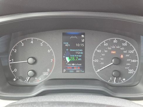 Used 2024 Toyota Corolla Cross LE image 32