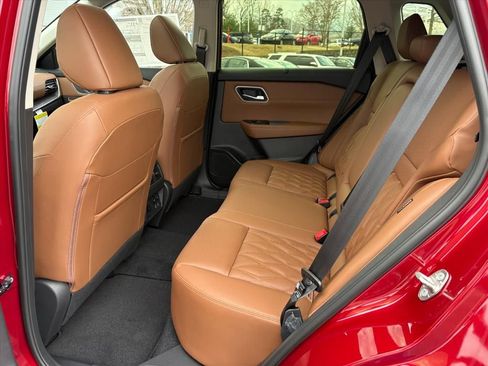 New 2026 Nissan Rogue Platinum image 21