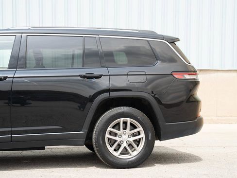 Used 2021 Jeep Grand Cherokee L Laredo w/ Luxury Tech Group I AWD/4WD image 8