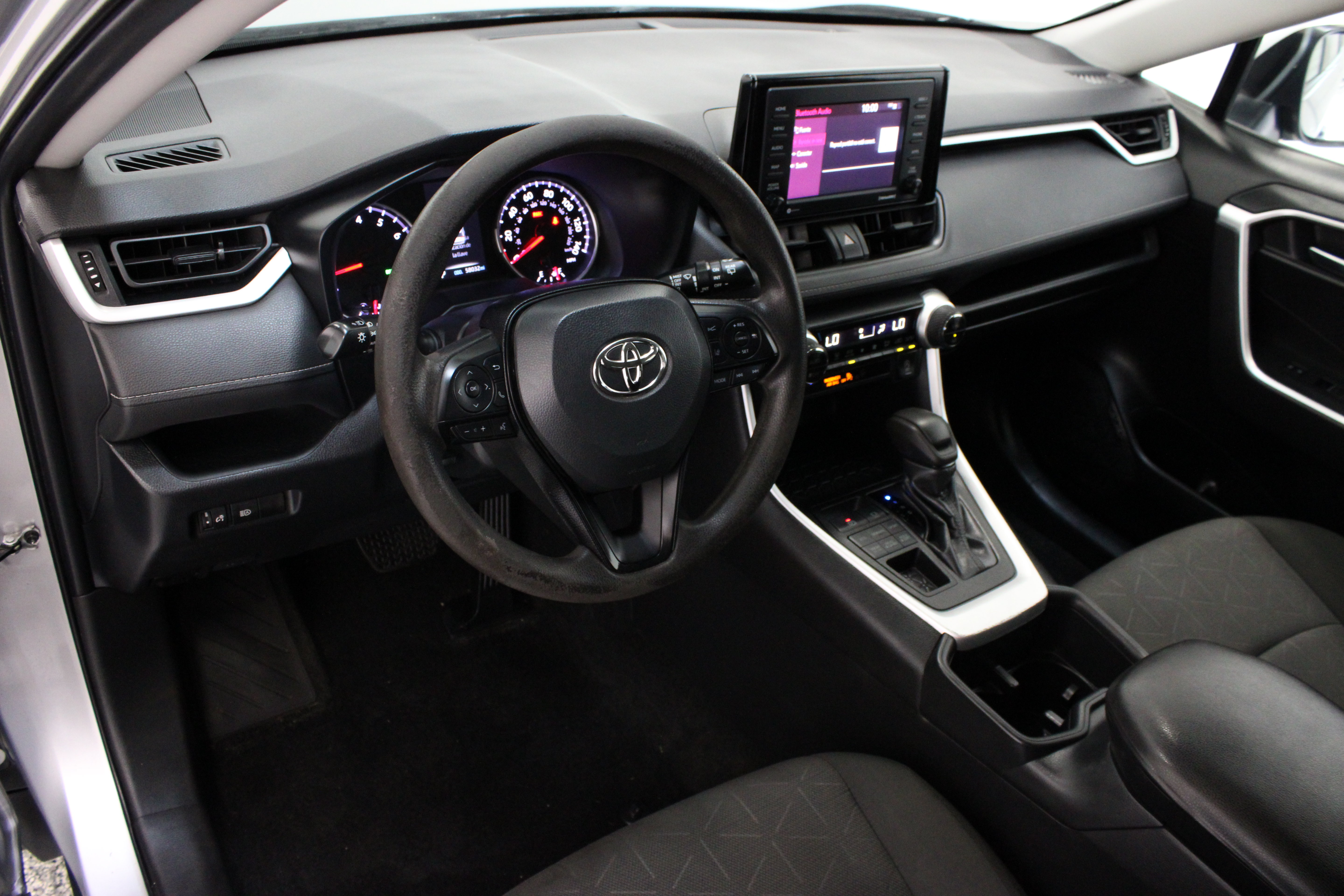 Certified 2022 Toyota RAV4 XLE AWD/4WD image 12