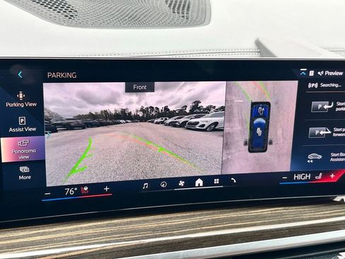 Used 2024 BMW X7 xDrive40i w/ Executive Package image 13