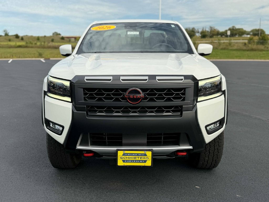 Used 2026 Nissan Frontier PRO-4X AWD/4WD image 2