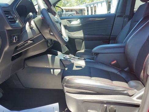 Used 2025 Ford Escape ST-Line FWD image 17