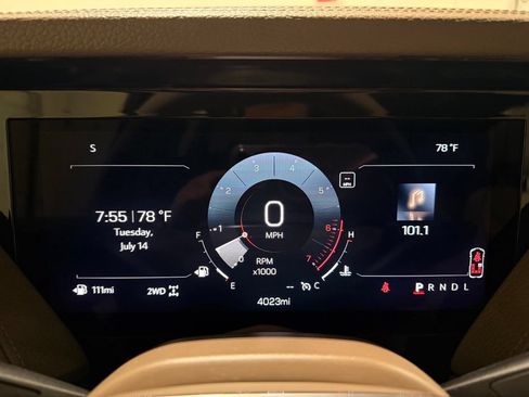 Used 2026 GMC Yukon Denali w/ Sun & Power Step Package AWD/4WD image 24