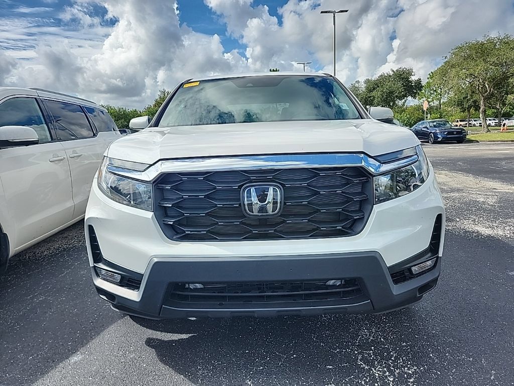 Used 2025 Honda Passport EX-L image 8