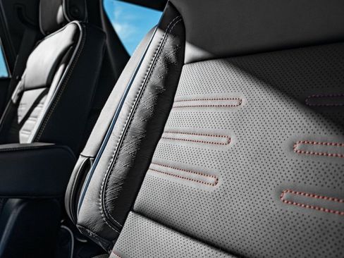 Used 2026 GMC Yukon AT4 Ultimate image 5