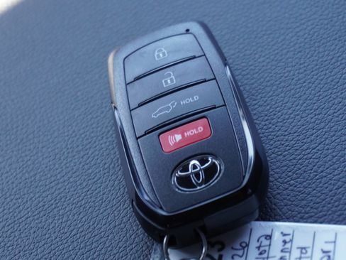 New 2026 Toyota 4Runner Limited image 18