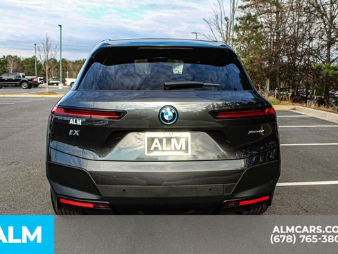 Used 2023 BMW iX xDrive50 w/ Convenience Package image 11