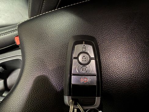 Certified 2019 Ford Ranger Lariat w/ Equipment Group 501A Mid image 35