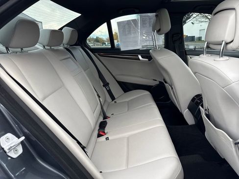 Used 2013 Mercedes-Benz C 300 4MATIC Sedan image 12