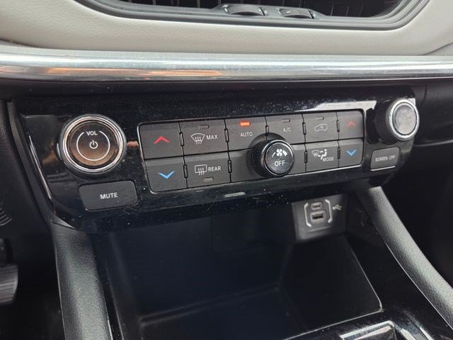Used 2023 Jeep Compass Limited AWD/4WD image 26