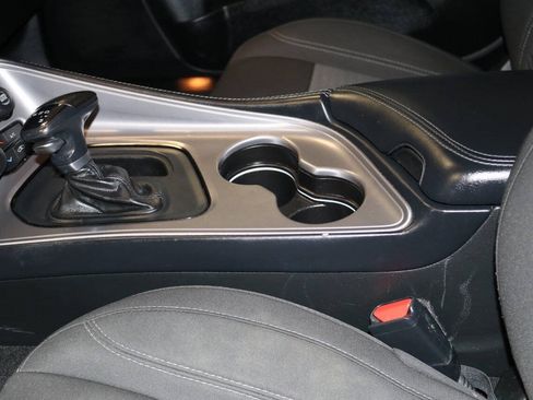 Used 2023 Dodge Challenger SXT RWD image 45