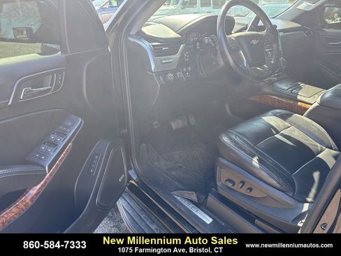 Used 2018 Chevrolet Tahoe Premier image 13