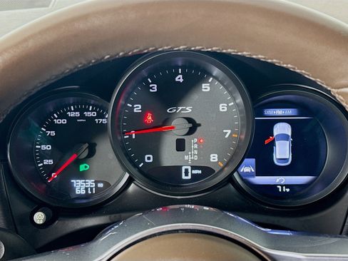 Used 2018 Porsche Macan GTS image 16