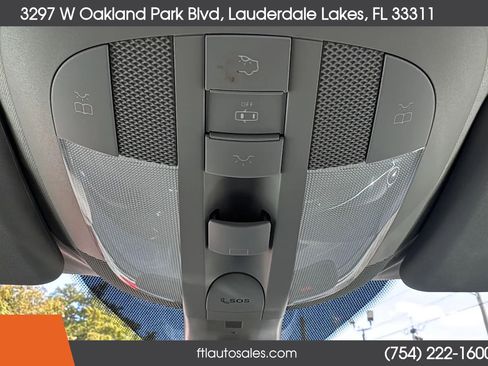 Used 2011 Mercedes-Benz GL 450 4MATIC image 34