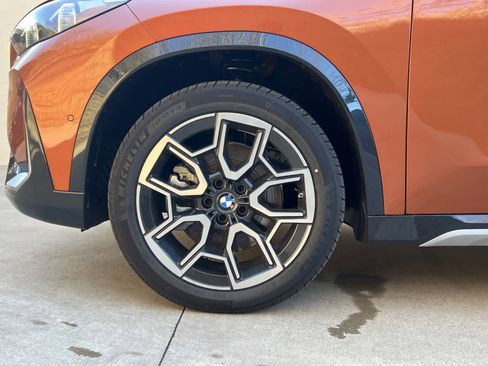 Certified 2024 BMW X1 xDrive28i w/ Convenience Package image 6