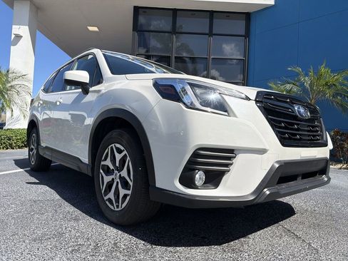 Used 2022 Subaru Forester Premium w/ Popular Package #2 image 18