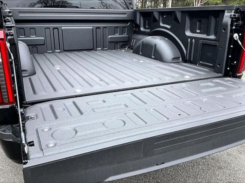 New 2026 Ford F150 XLT w/ XLT Black Appearance Package image 18