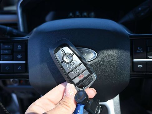 Used 2026 Ford F250 Platinum AWD/4WD image 40
