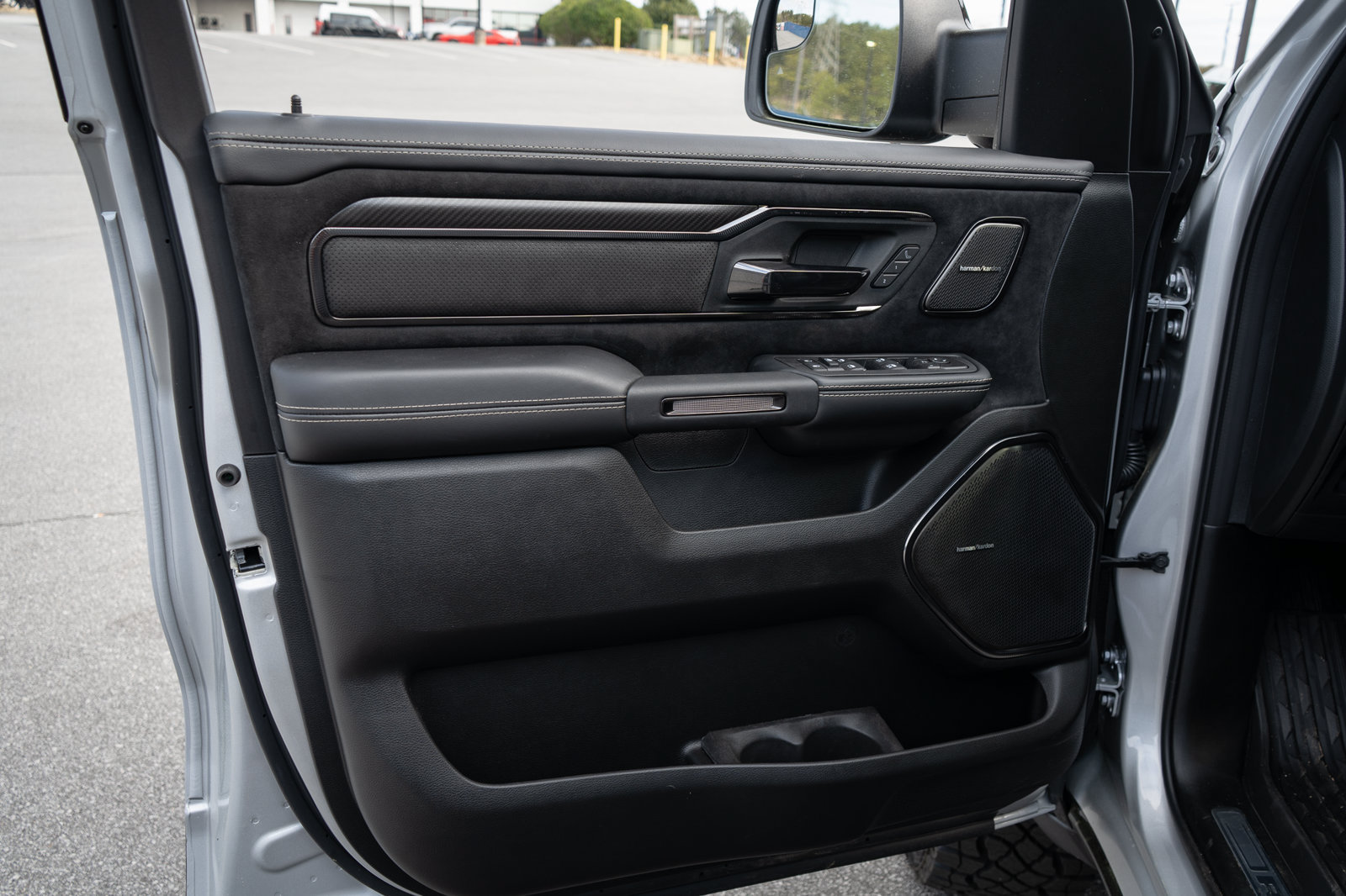New 2026 RAM 1500 RHO w/ RHO Level 1 Equipment Group AWD/4WD image 32