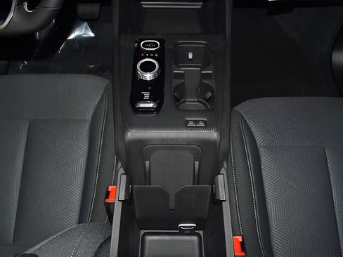 New 2026 Jeep Cherokee Laredo AWD/4WD image 19