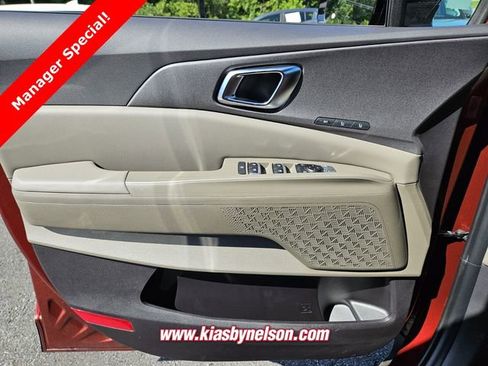 New 2026 Kia Carnival SX image 14