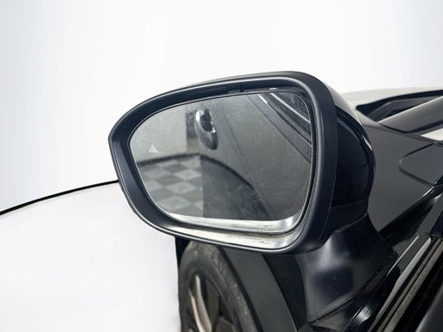 Used 2023 Nissan Ariya FWD image 16