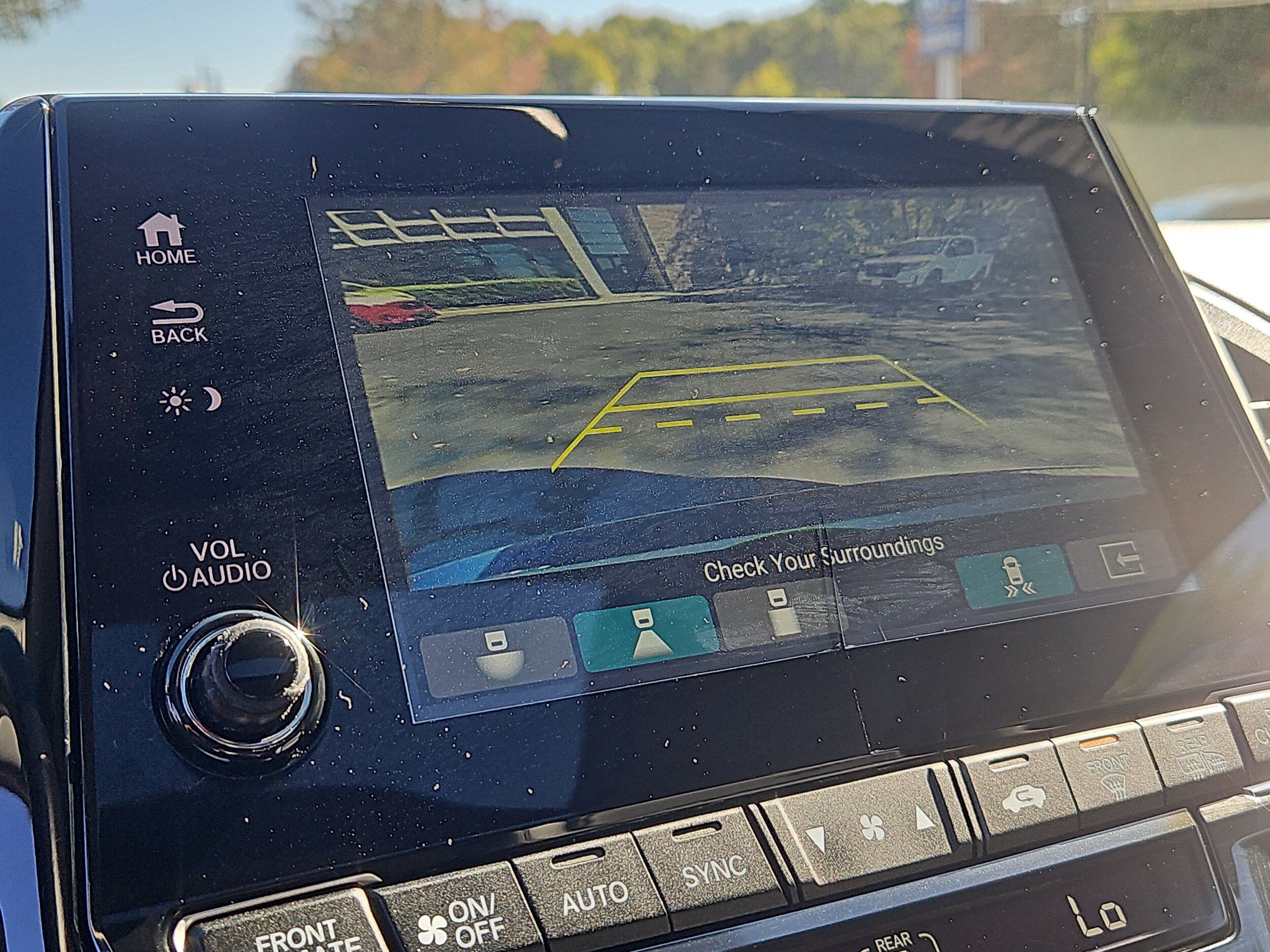 Used 2024 Honda Odyssey Touring image 9