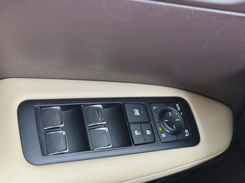 Used 2019 Lexus RX 350L w/ Premium Package image 18