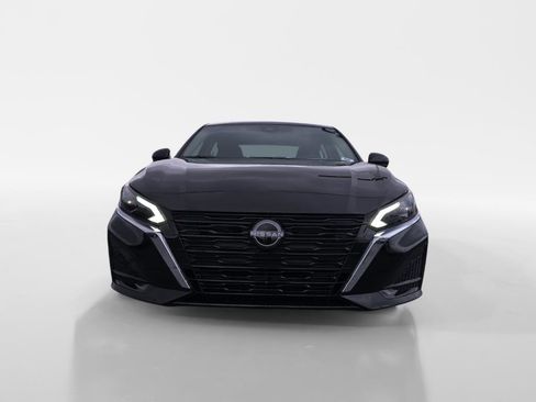 New 2025 Nissan Altima 2.5 SV w/ SV Special Edition Package image 9