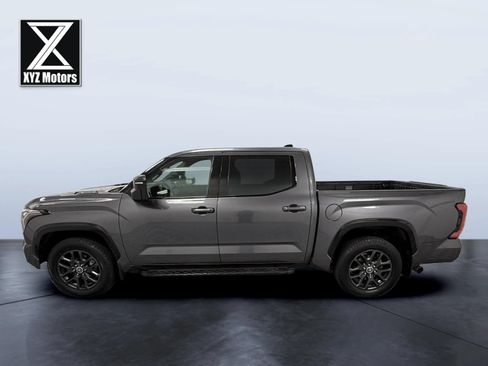 Used 2022 Toyota Tundra Platinum AWD/4WD image 3