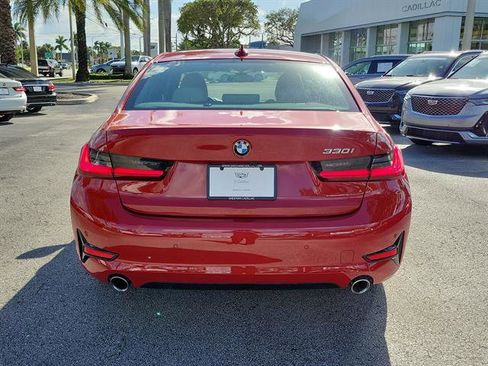 Used 2021 BMW 330i Sedan w/ Premium Package image 4