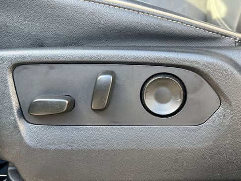 Used 2023 Chevrolet Tahoe Premier image 26