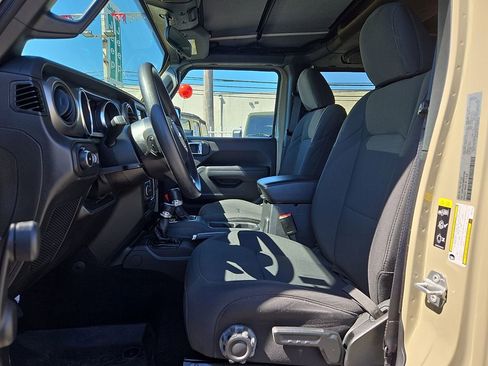 Used 2022 Jeep Wrangler Unlimited Sport image 13