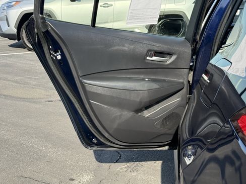 Certified 2022 Toyota Corolla SE w/ SE Premium Package image 19