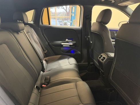 Certified 2025 Mercedes-Benz GLA 250 250 image 17