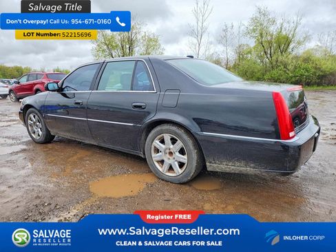 Used 2007 Cadillac DTS Luxury I w/ Sun And Sound Package FWD image 3