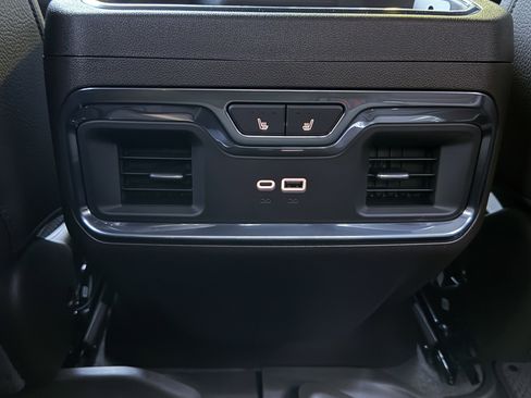 New 2026 GMC Sierra 1500 Denali image 33