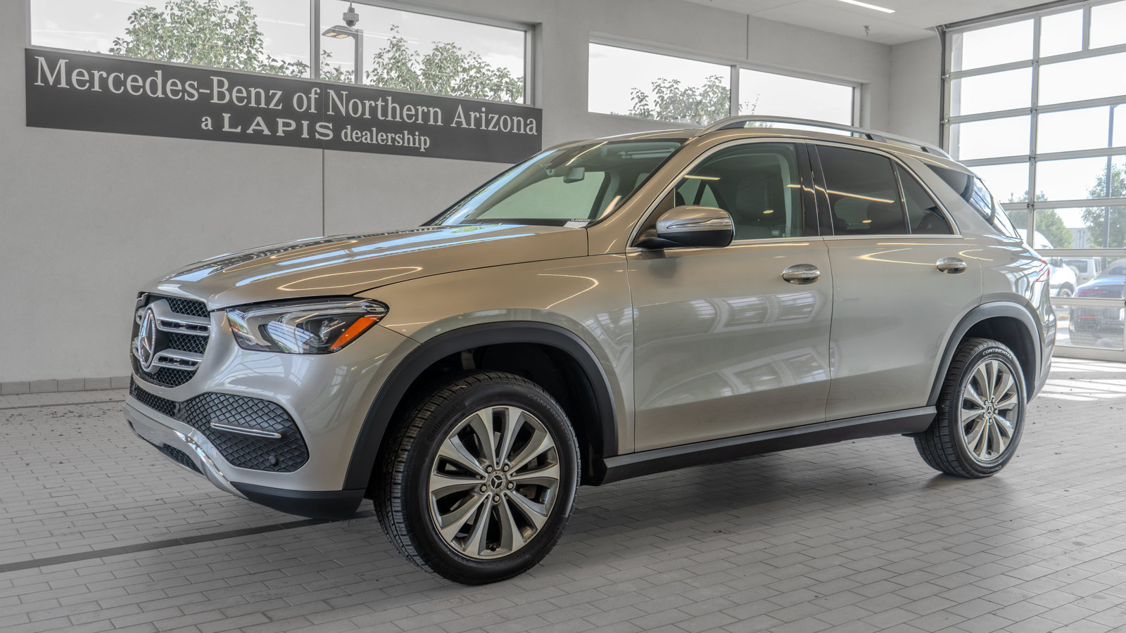Used 2020 Mercedes-Benz GLE 350 4MATIC image 3