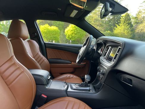 Used 2022 Dodge Charger SRT Hellcat w/ SRT Black Package image 20