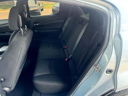 Used 2013 Dodge Avenger SE image 13