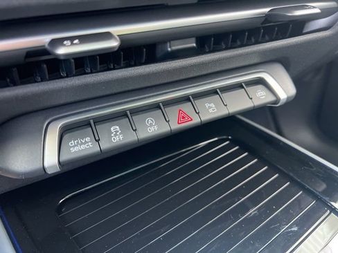 New 2026 Audi Q3 quattro 2.0T AWD/4WD image 15
