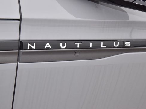 New 2026 Lincoln Nautilus Reserve w/ Jet Appearance Package AWD/4WD image 41