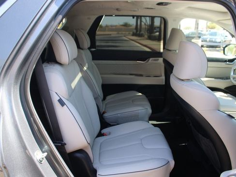 Used 2024 Hyundai Palisade Calligraphy AWD/4WD image 16