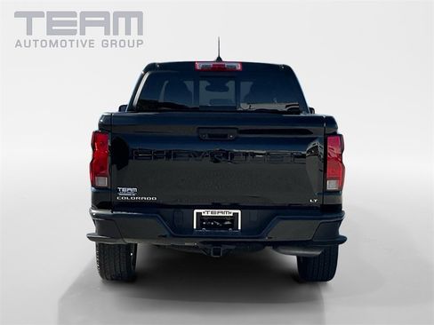 Used 2024 Chevrolet Colorado LT w/ LT Convenience Package II image 6